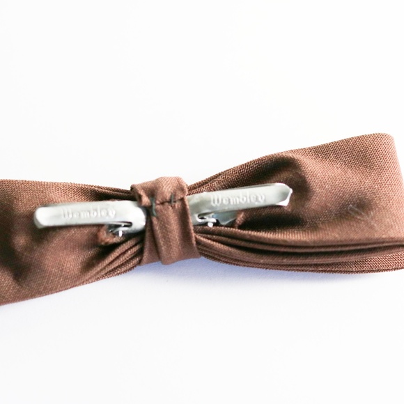 Vintage 1950s Skinny Bow Tie - Picture 2 of 2